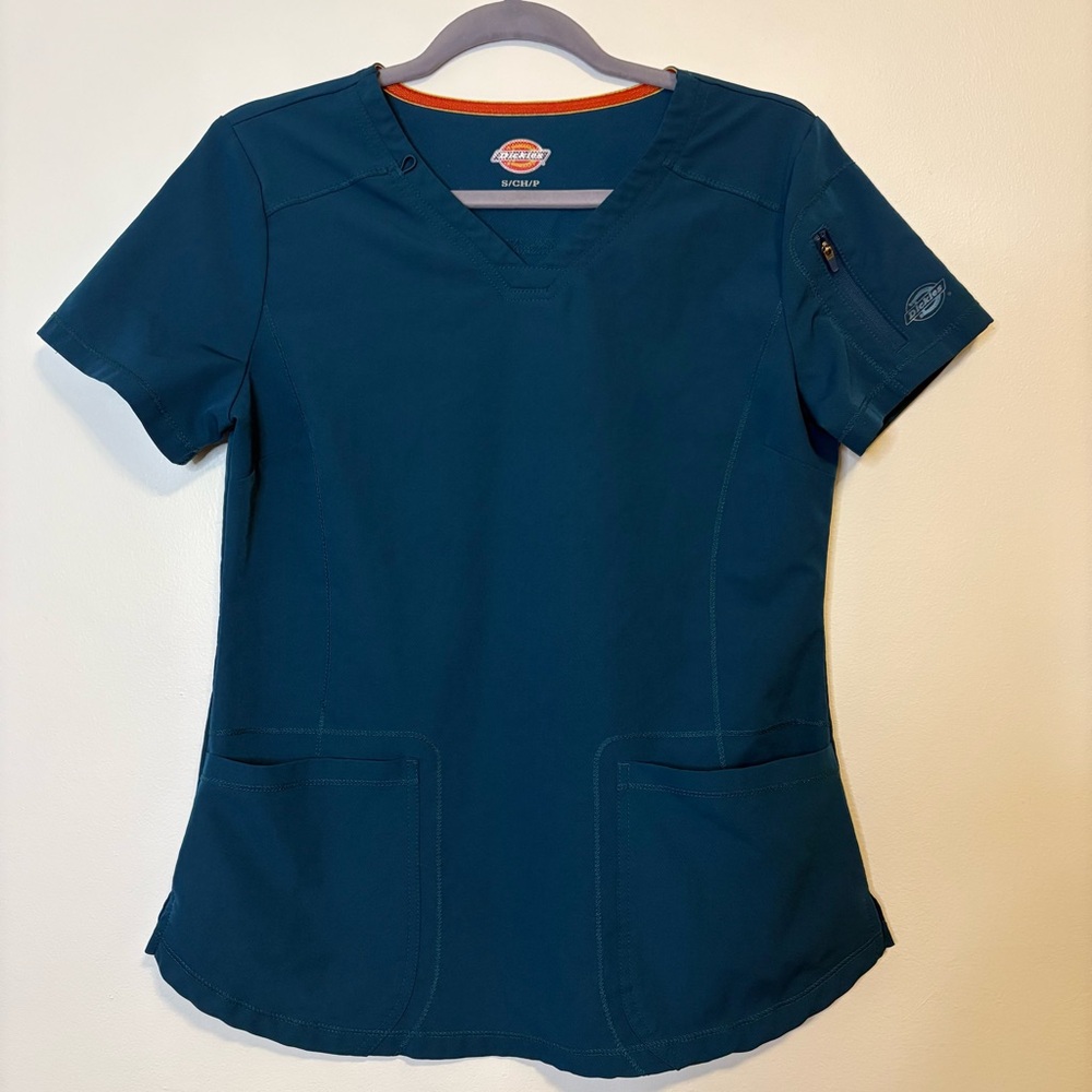 Dickies Women's Small Teal Scrub Top